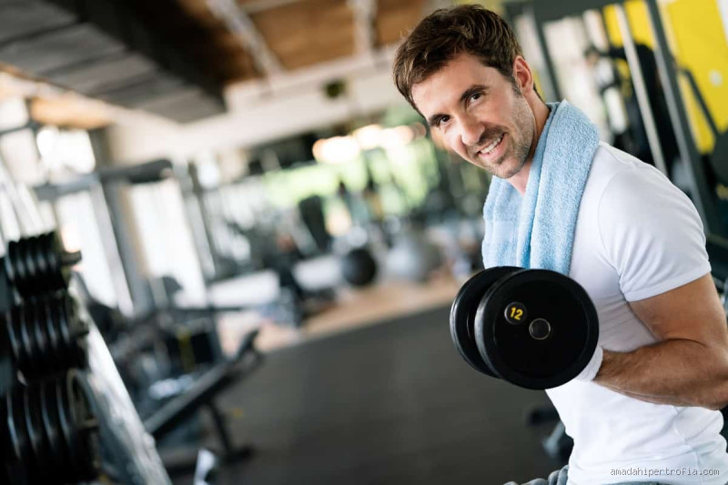 Porque fazer musculação depois dos 40 anos? Descubra os benefícios essenciais!