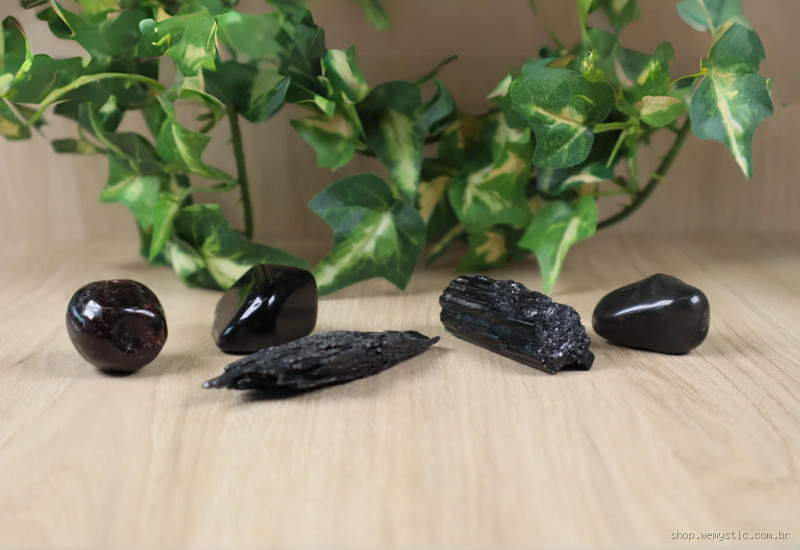 Qual a pedra preta mais barata? Guia para escolher com custo-benefício