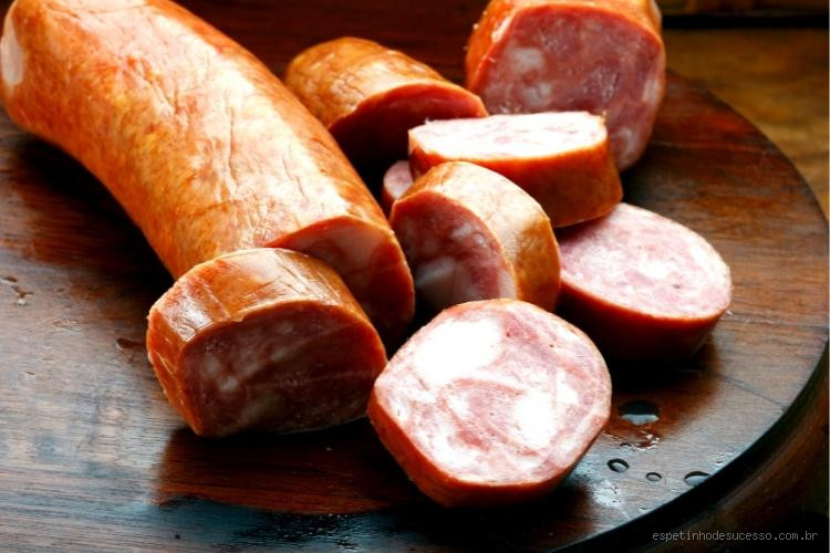 Descubra Tudo Sobre Linguiça Paio: Origem, Preparo e Receitas Tradicionais!